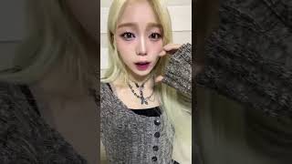 그냥 오늘따라 자기 얼굴이 맘에드는 소원이