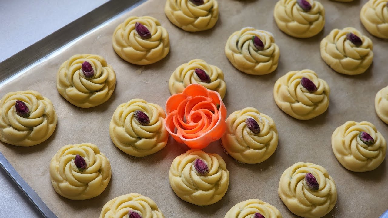 حلوة الوردة مبسسة تذوب ذوبان سهلة و سريعة و تخرج 40حبة