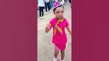 mode pramugari adik cantik#cover #music #dance #dj #remix #djremix #karnaval #shorts