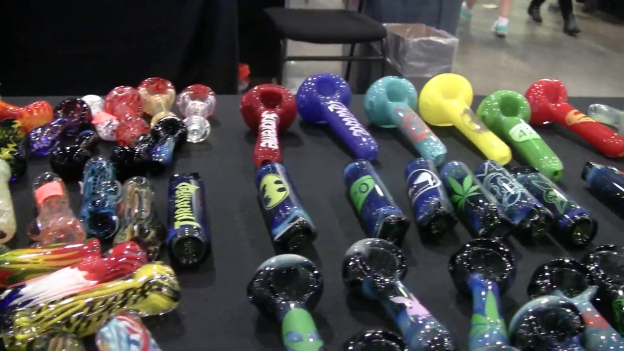 HIGH END GLASS Keeps CANNABIS MOGULS Smokin'!