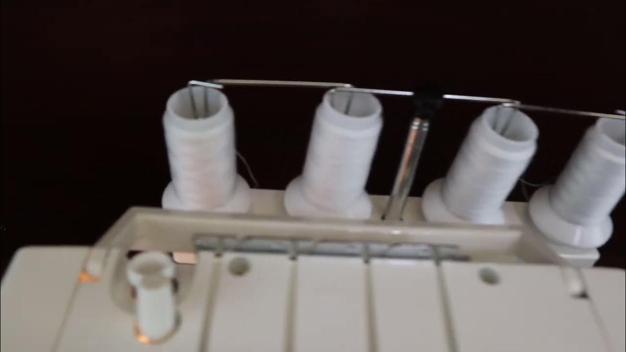 Singer Ultralock Overlock 14U454B Sewing Machine & Foot Pedal + Box