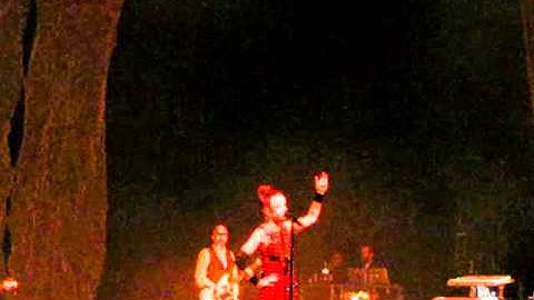 Shirley Manson talks about Kyiv...