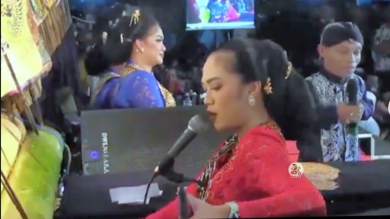 Moment lucu poll Elisha Orcarus Alasso di minta untuk dalang di oleh Ki Anom dwijokangko