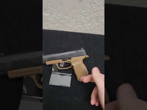 Which would you choose? Sig P365XL V Springfield Hellcat Pro 🤔 #fyp  #sigsauer #springfieldarmory