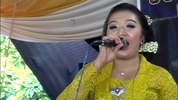 Cokek jaipong,,Gubuk asmoro,,voc Rini,,Surya muda#cokek #cokekjaipong