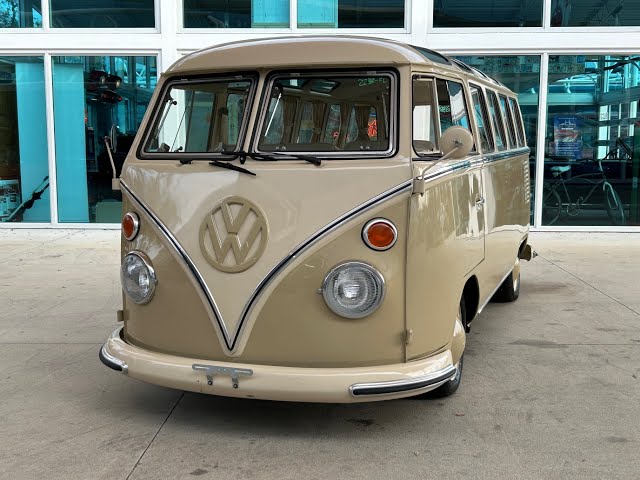 ワーゲンバス 1972 Volkswagen Type II - YouTube