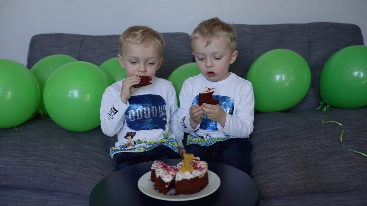 Twins Born On Leap Year Day Celebrate First Birthday YouTube twins-born-on-leap-year-day-celebrate-first-birthday-youtube