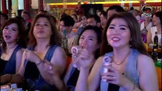 Download lagu Wang Ik Fang - 爱拼拼到底