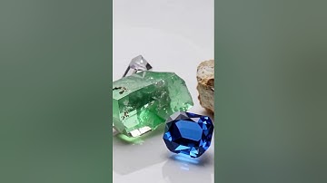 A super-sharp knife cuts obsidian, quartz, sapphire, and jade with perfect realism.