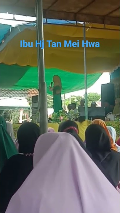 Tan Mei hwa ibu hj hadir mengisi pengajian akbar di kec muara wahau