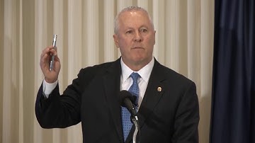 Panel 2  A Global View Clip 02