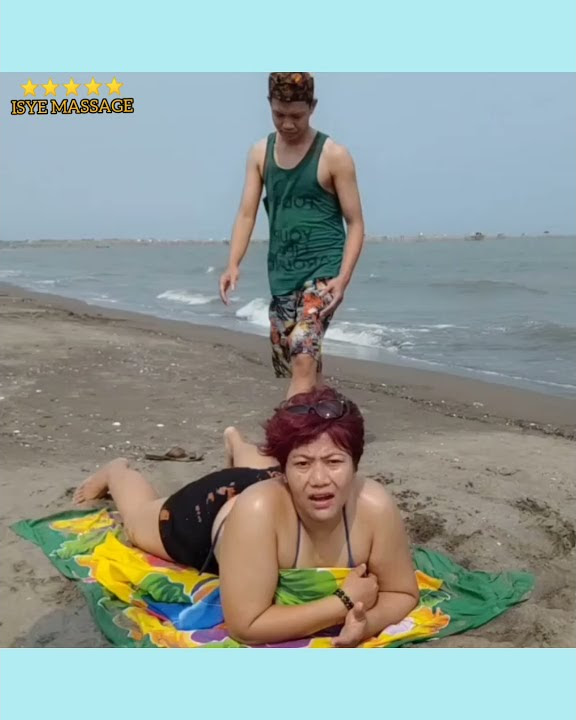 pijat di pantai // #shorts