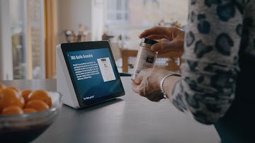 Blind artist uses Echo Show Assistive Device for help in the kitchen - Accessibility