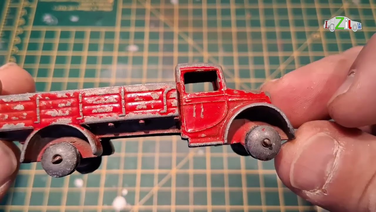 Dinky toys 22 series Motor truck diecast restoration - YouTube