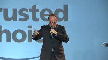 Scott Long Makes His Audience His Co stars