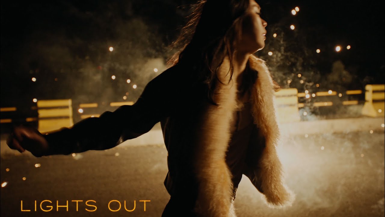 Watch 橘子海OrangeOcean - Lights Out (Official Music Video) on YouTube Watch 橘子海OrangeOcean - Lights Out (Official Music Video) on YouTube