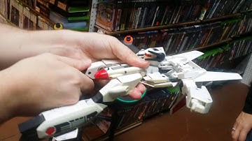 Transformer ing a g1 jetfire back to a jet