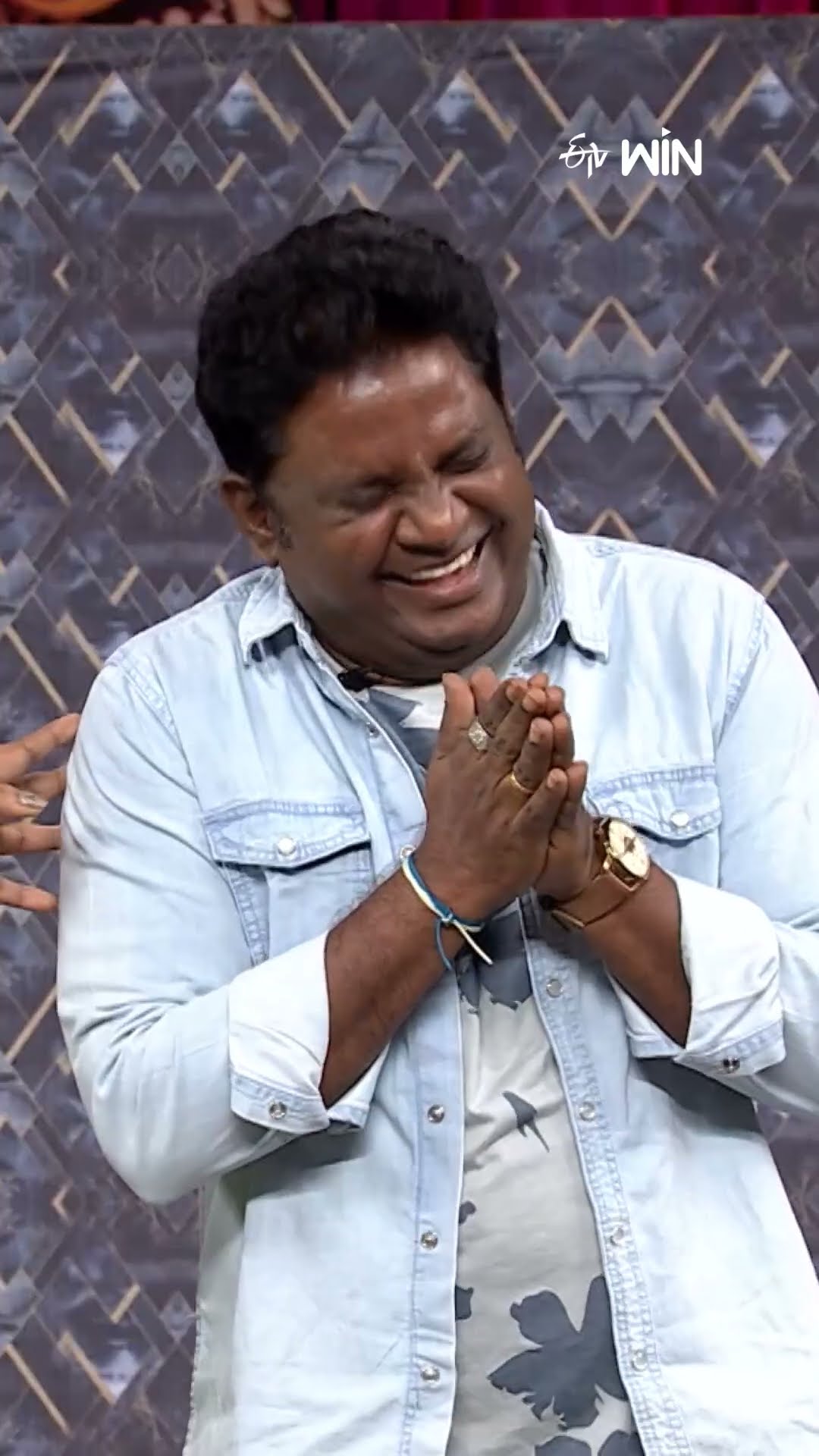 #shorts - తిరునాళ్ళో తప్పిపోయిన కొడుకు తిరిగొస్తే..? #jabardasth #comedy #ThagubothuRamesh