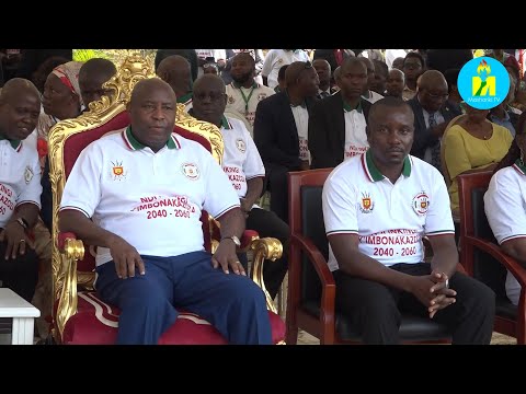 Abakina Comedie Baratwengeje Abantu Mu Birori Vy Inkingi Y Imbonakazoza 