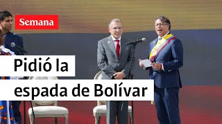 Download Ya Como Presidente, Gustavo Petro Pidió Que Le Trajeran La Espada De Bolívar | S Video MP3 Ya Como Presidente, Gustavo Petro Pidió Que Le Trajeran La Espada De Bolívar | S