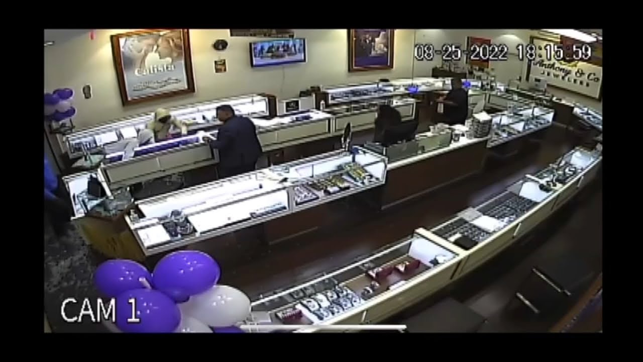 CA jewelry store robbery caught on video YouTube