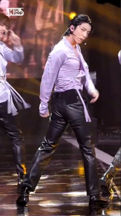 HIS HIP 😳 #hwiyoung #sf9 #teardrop