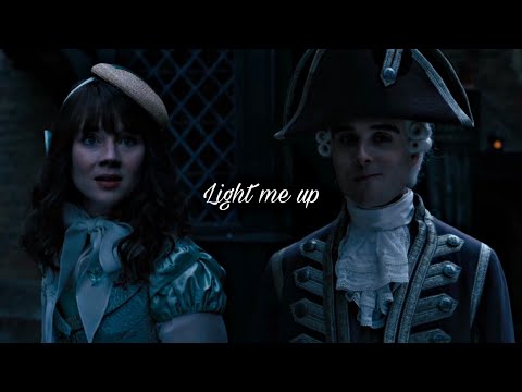 • Eloise & Footman John | Light me up