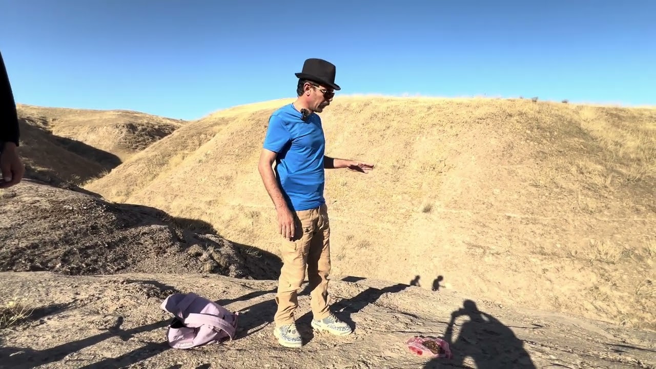 رحلة بحث عن النحل الجبلي وطريقة العثور عليه في جبال مكحول