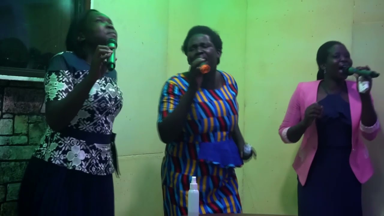 Hot lango Praise by Dorcus Abaka