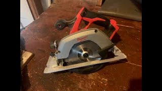 Skillsaw Blade Removal and Replacement (Milwaukee)