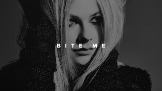 ʙɪᴛᴇ ᴍᴇ 👄 avril lavigne - bite me (slowed & reverb) bite me sad version Resimi