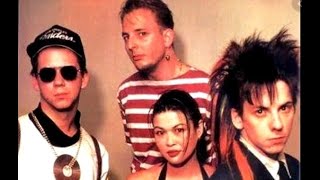 Information Society - Walking Away (legendado)