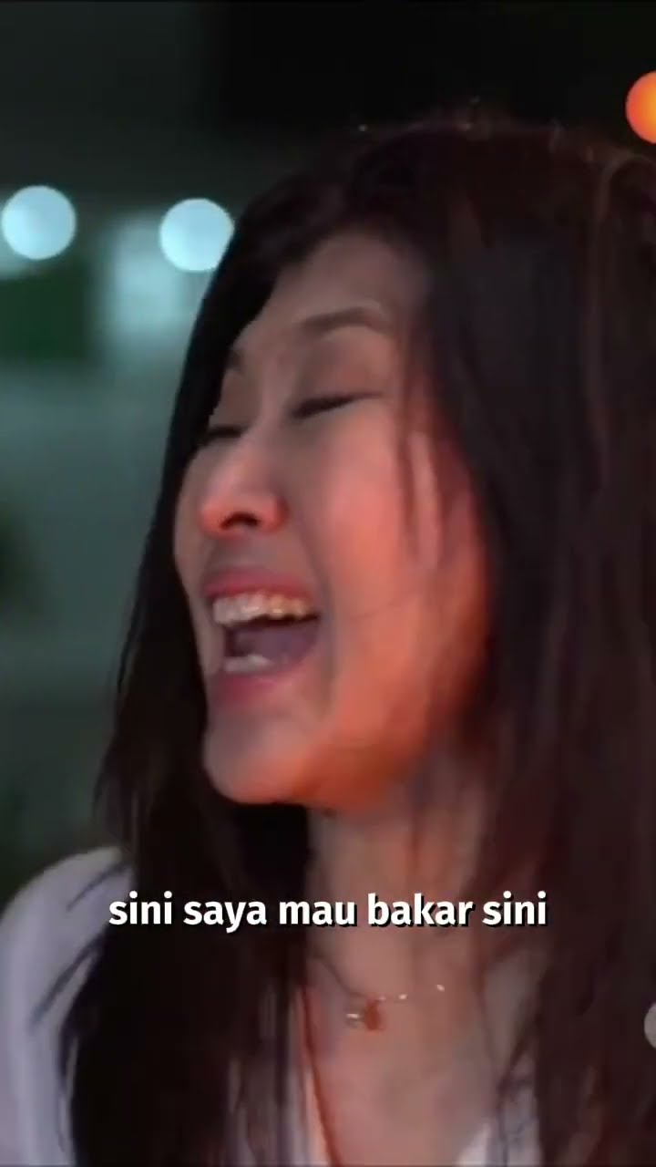 Bu Tania bakar baju-bajunya Bu Ayunda? Biar terlampiaskan kemarahannya ? #shorts