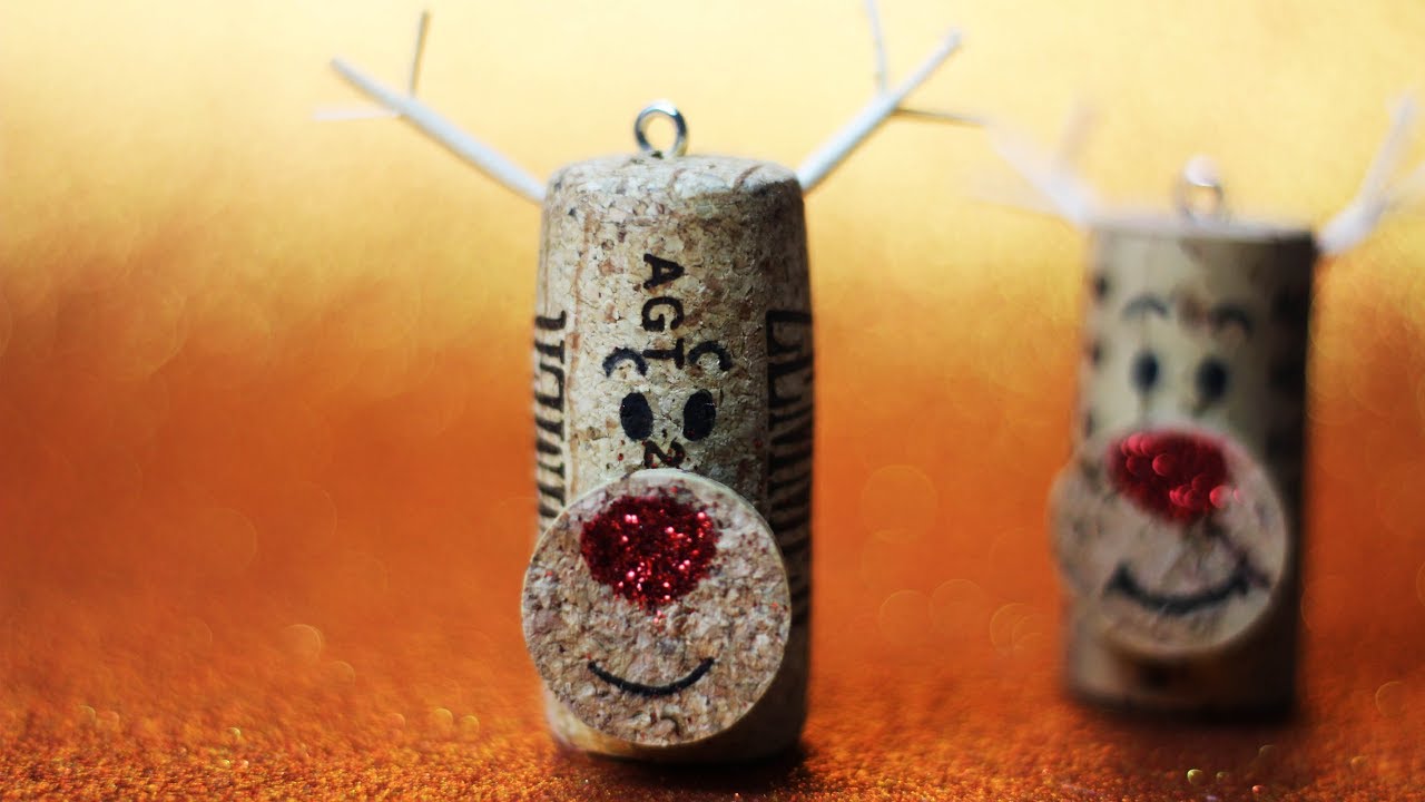 RENNE con tappi di SUGHERO || Christmas ornaments diy || REINDEER with CORK  - YouTube