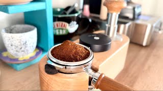 How to prepare your espresso puck for a better extraction