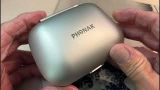 How to open the case of Phonak Hearing Aids