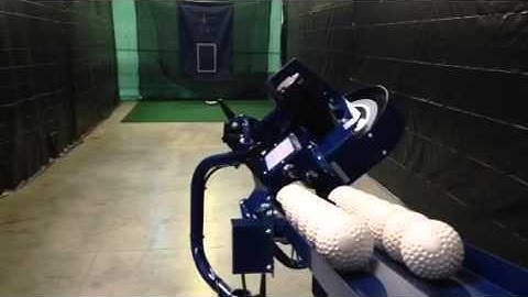 BATA B1-Curveball, right handed curve