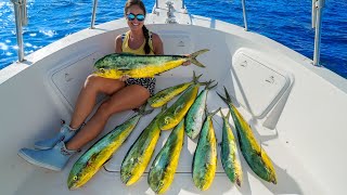 Incredible COLOR CHANGING FISH! Catch Clean & Cook! (Mahi)