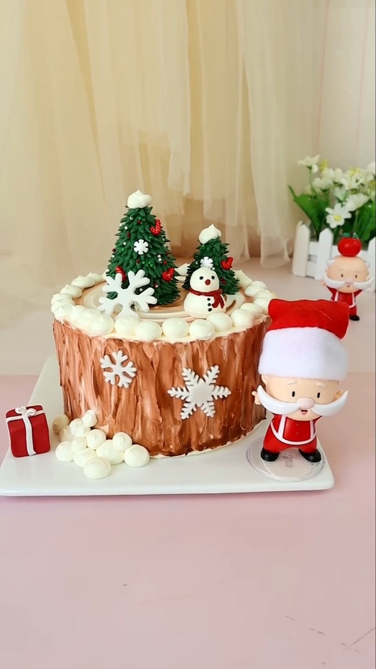 Cake training Bread and cake professional baking training Cake baking teaching Christmas theme