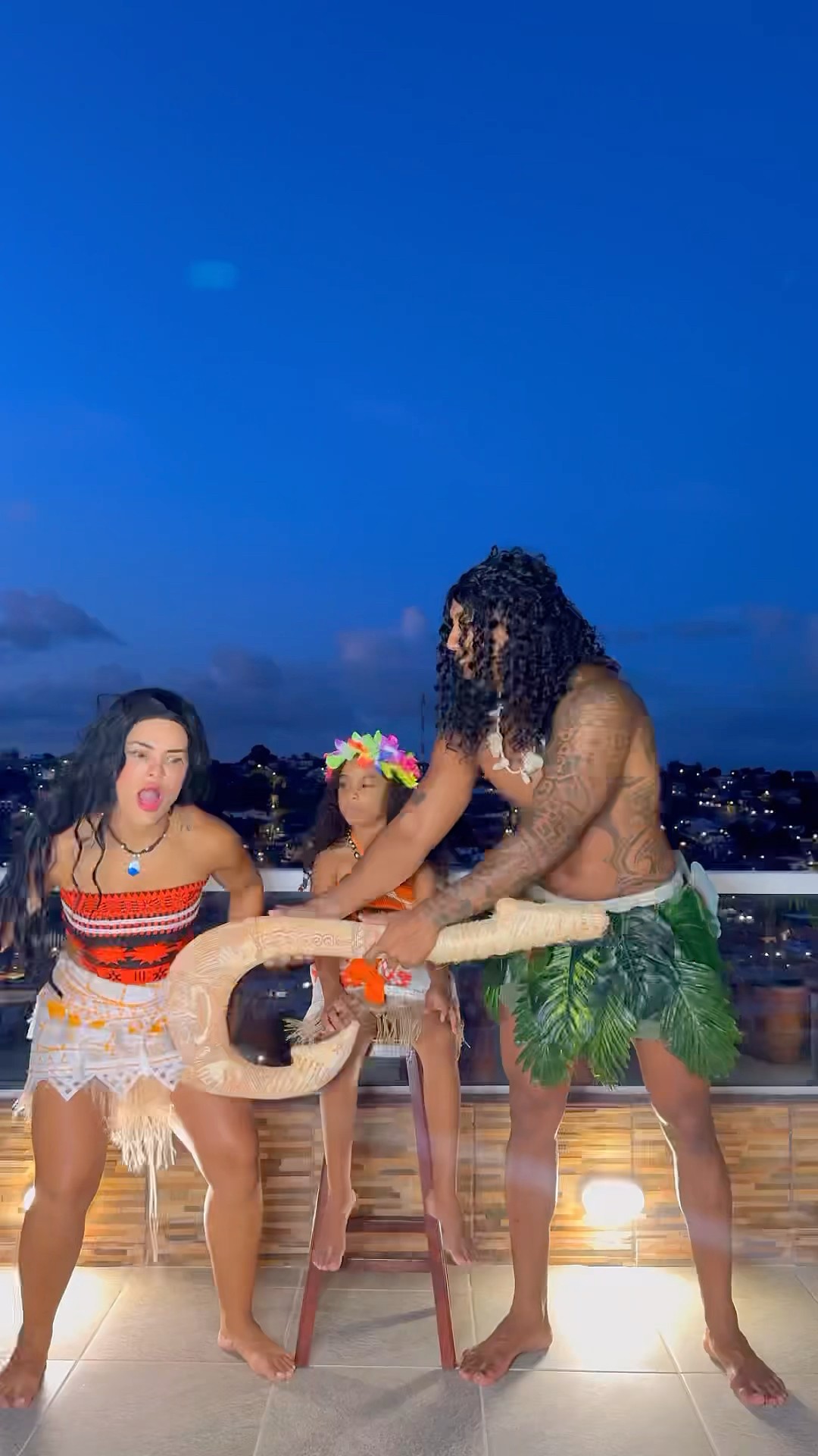 Quem ganhou: Moana ou Maui? ? @ApolloSant \u0026 Winny #entretenimento