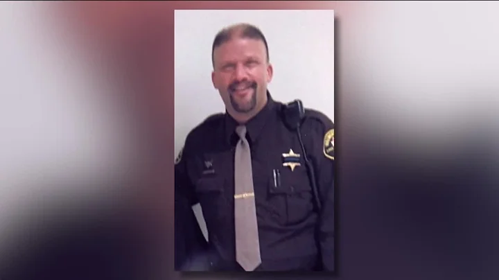Walworth County sheriff's deputy injured during pu...