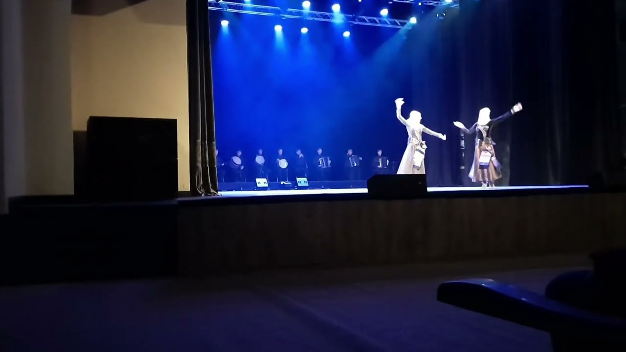 2/17. Хореографический ансамбль Батуми. Грузинские народные танцы и ...