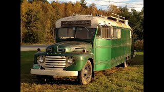 Emerald Gypsy Bus - Vintage 60S Woodstock Hippie Bus Camper Skoolie