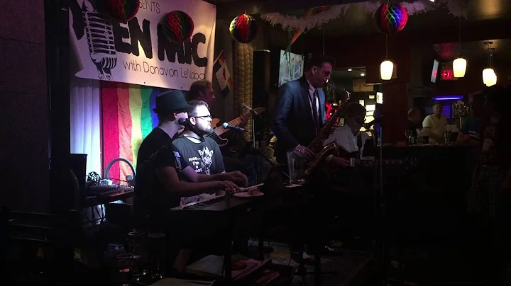 Gene Hardy at Open Mic Night Statler's Toronto