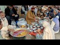Makki ki Roti aur Sarson ka Saag With Lassi - Jumma Mandi Street Food Taxila | Ojri - Botti ka Salan