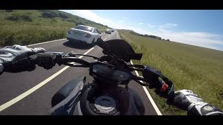 Yamaha MT07 VS Mercedes C63 AMG!