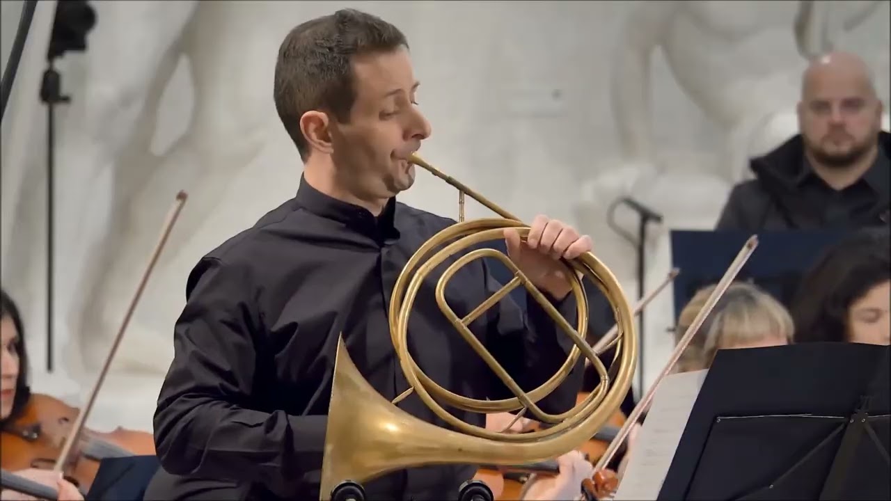 W. A. MOZART: Hornkonzert Nr. 3  - Paolo Armato, Orchestra Lorenzo Da Ponte