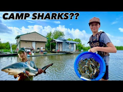 Off Grid Houseboat Adventure Catching Gar, Crabs, Frogs & Sharks (Catch and Cook)