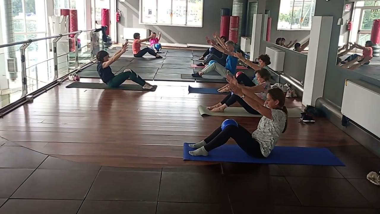Corso pilates... Palestra lake fitness Lovere by Simon e Anna