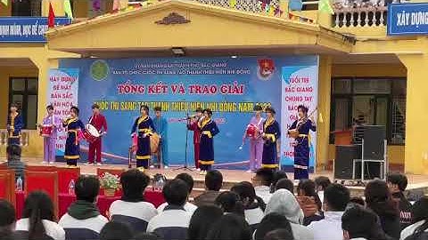 Làm mới then trên sân khấu biểu diễn